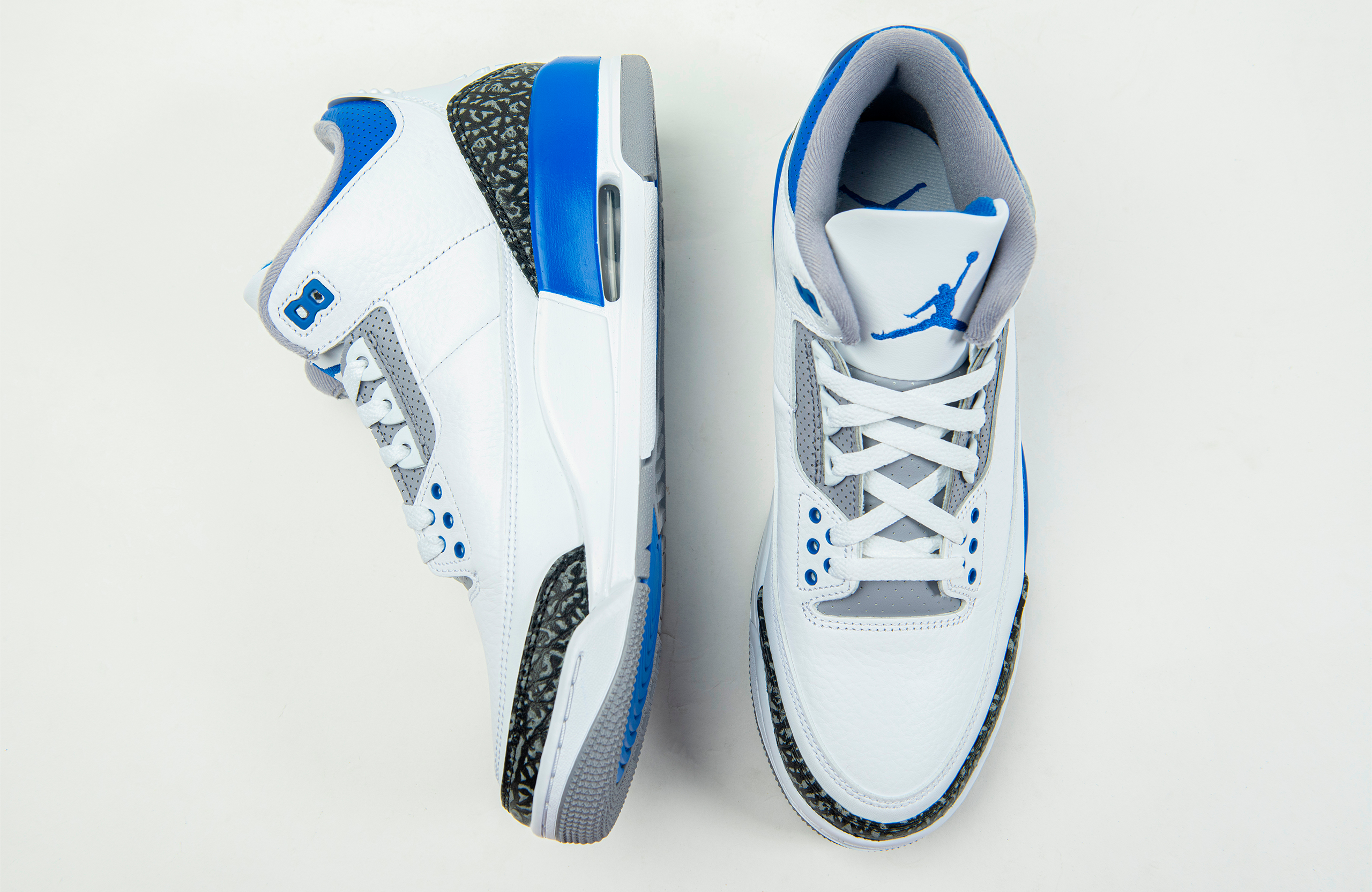 BANNER_05_SNEAKRS