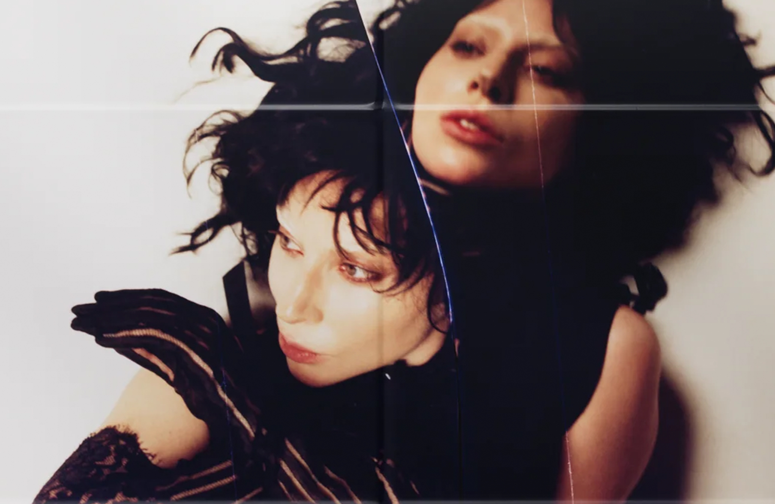 12_banner_lady_gaga