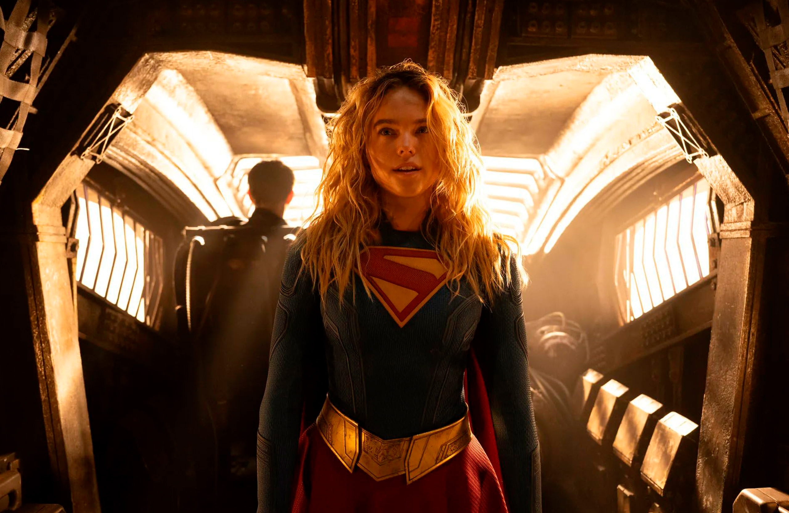 4_SUPERGIRL_BANNER-DE-NOTA